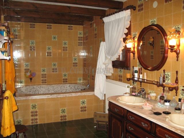 Venta de finca rústica en Elda