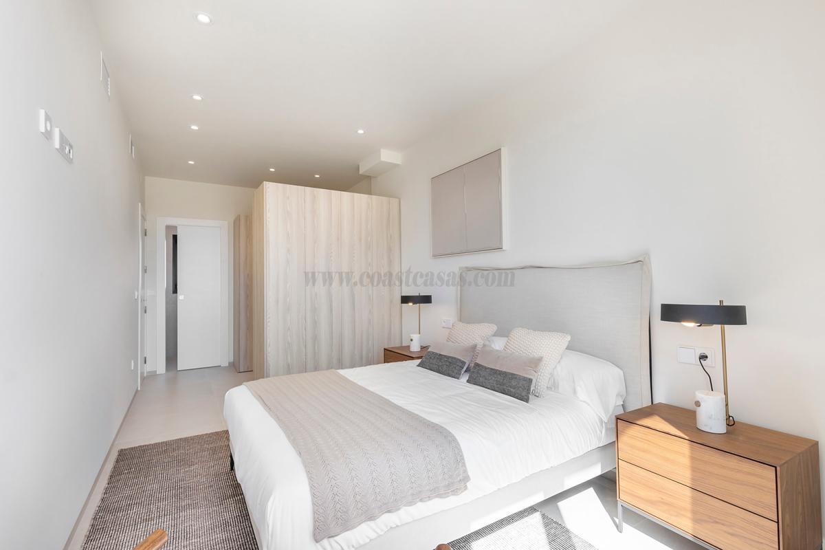 Venta de villa en Los Alcázares