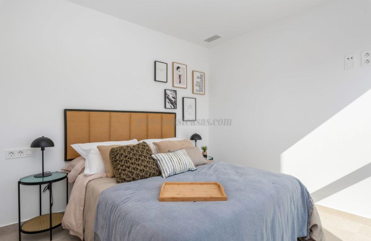 Venta de villa en Los Alcázares