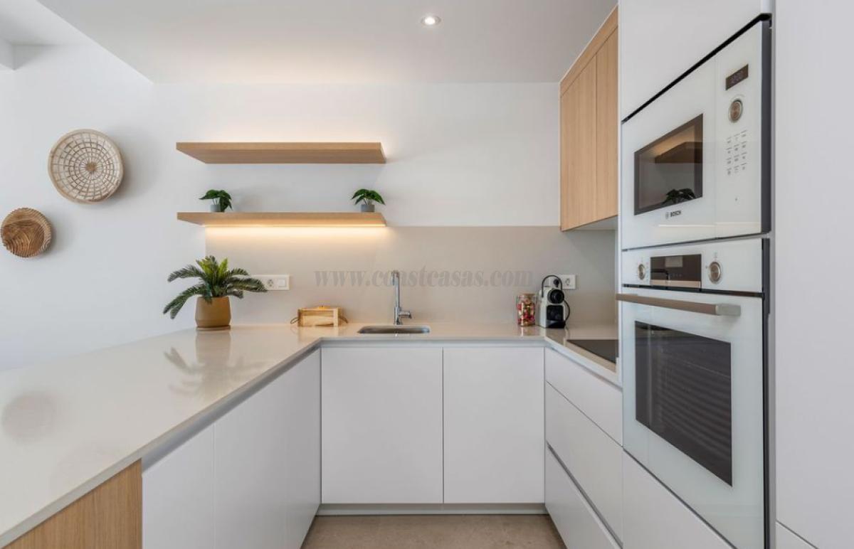 Venta de villa en Los Alcázares