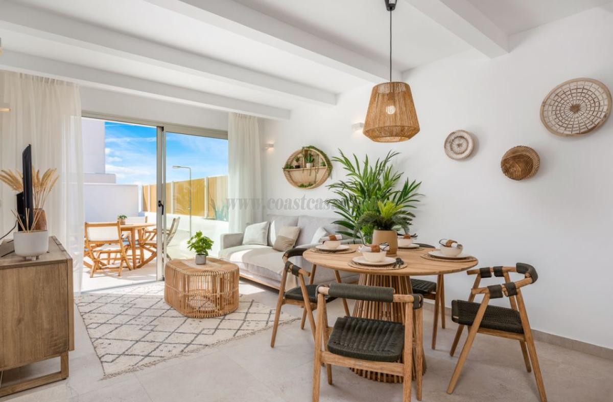 Venta de villa en Los Alcázares