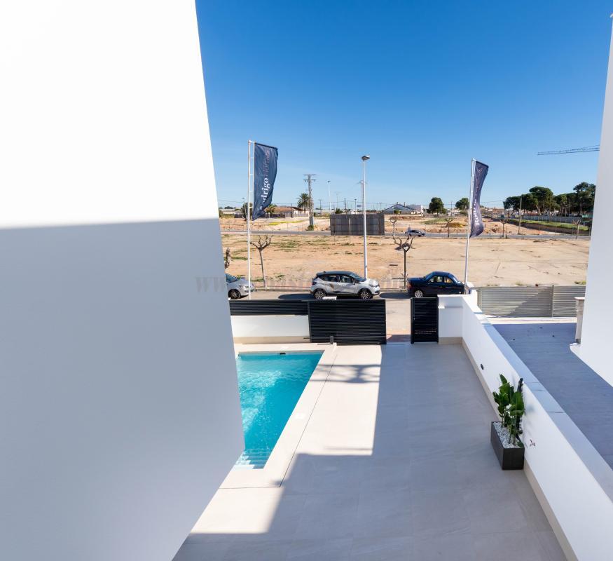 Venta de villa en San Pedro del Pinatar