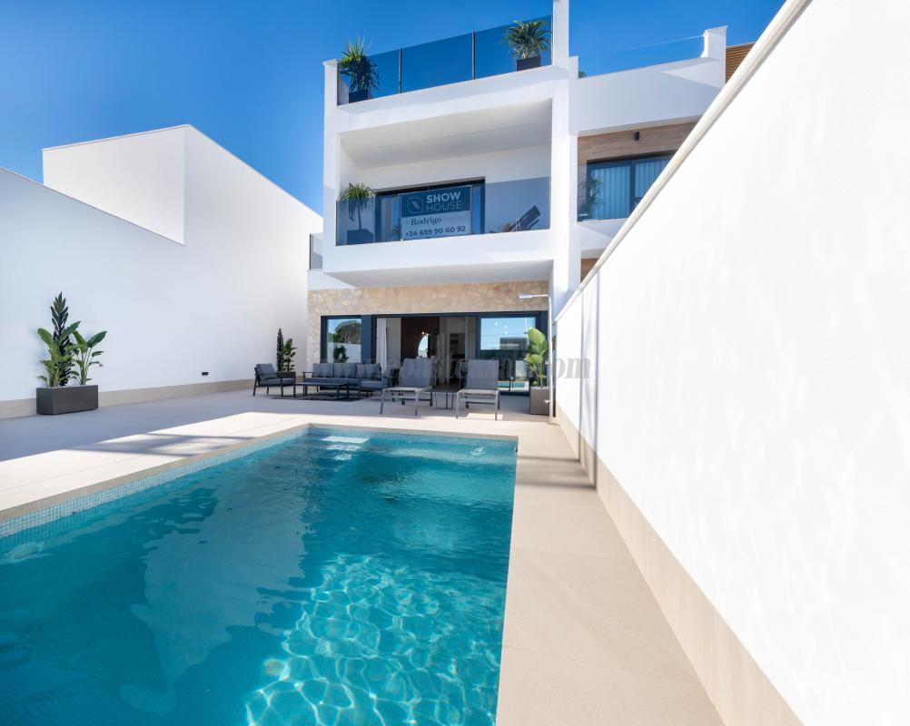 Venta de villa en San Pedro del Pinatar