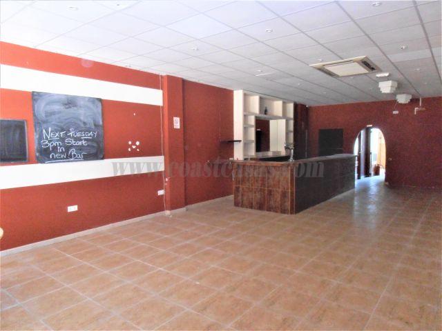 Venta de local comercial en Orihuela Costa