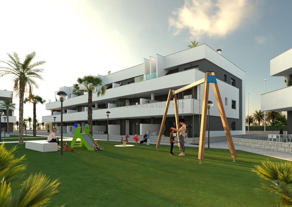 For sale of apartment in Guardamar del Segura