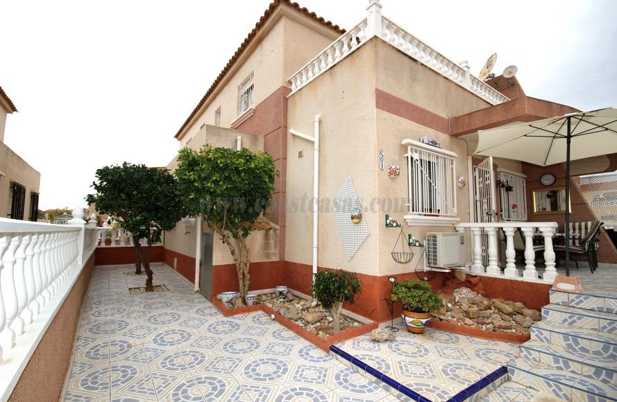 For sale of duplex in Orihuela Costa