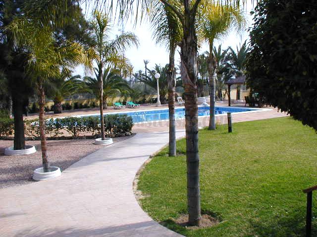 For sale of villa in Elche