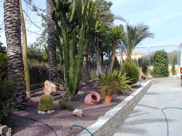 For sale of villa in Elche