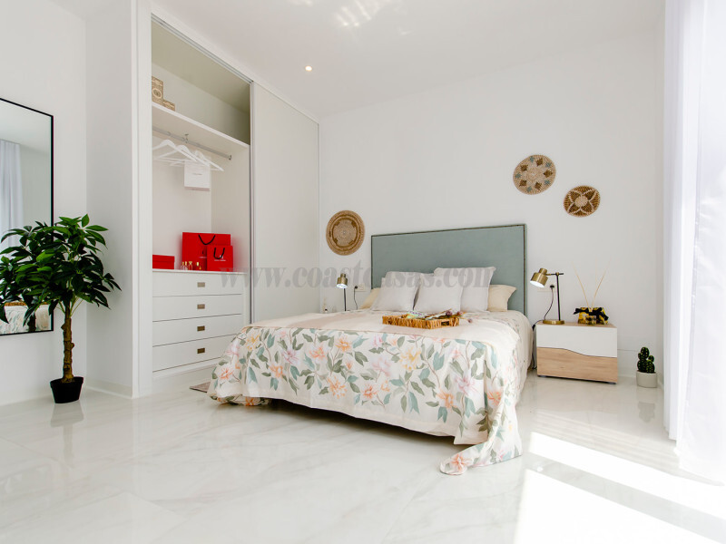 Venta de villa en Orihuela