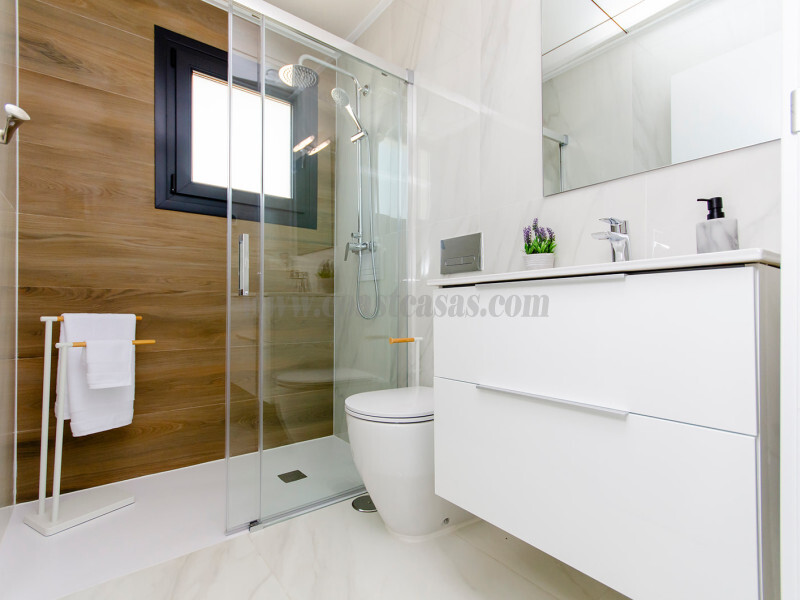 Venta de villa en Orihuela