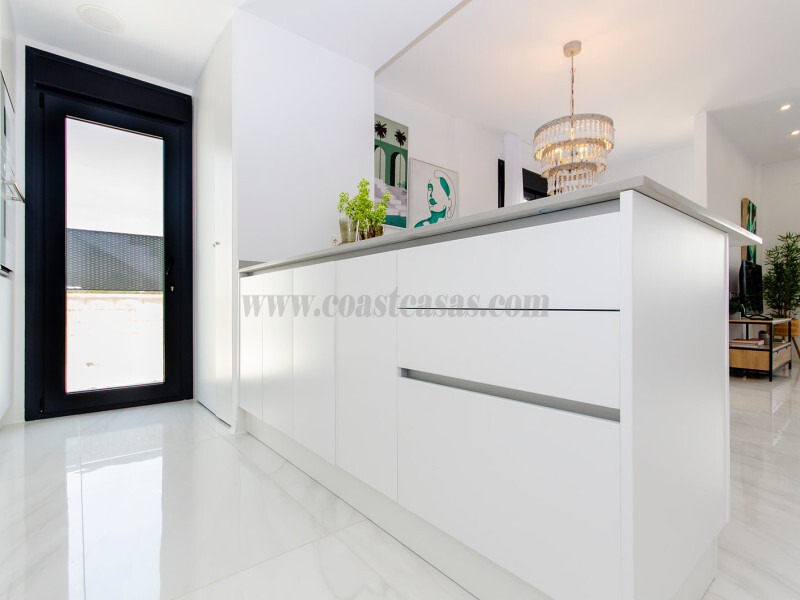 Venta de villa en Orihuela