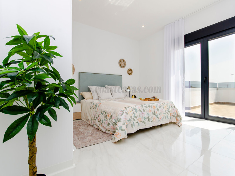 Venta de villa en Orihuela