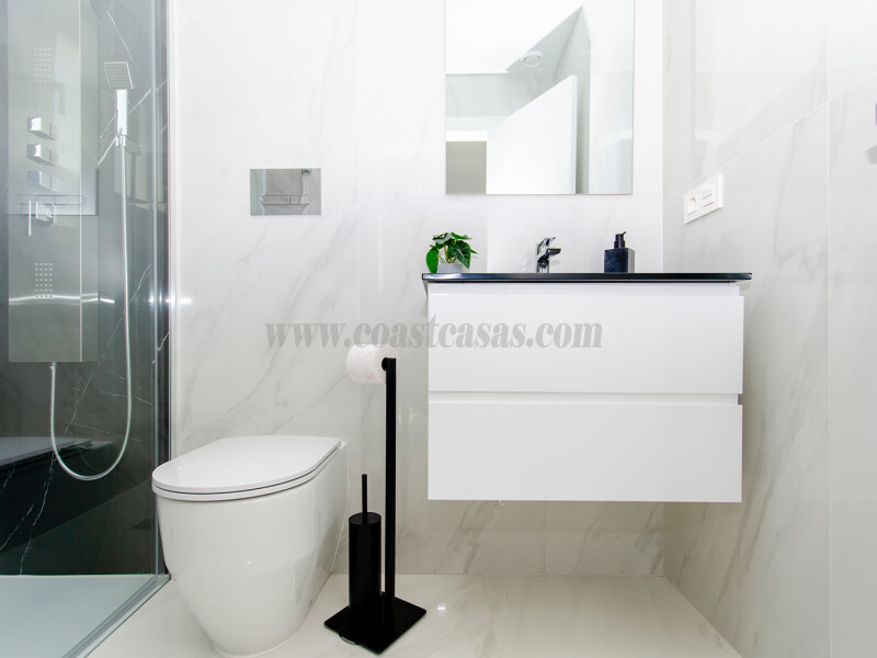 Venta de villa en Orihuela