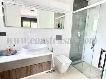 Venta de chalet en Orihuela Costa