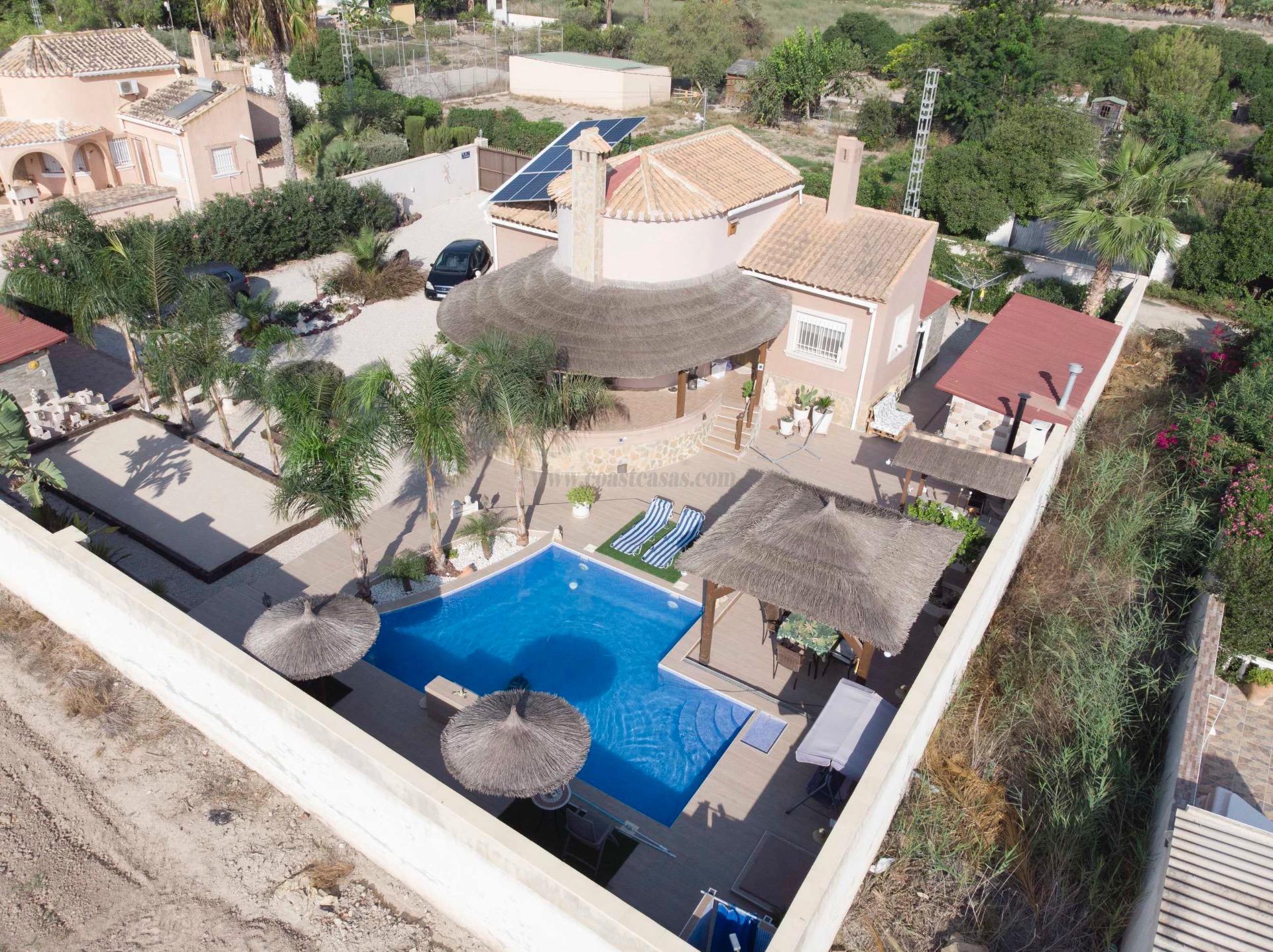 For sale of bungalow in Pilar de la Horadada