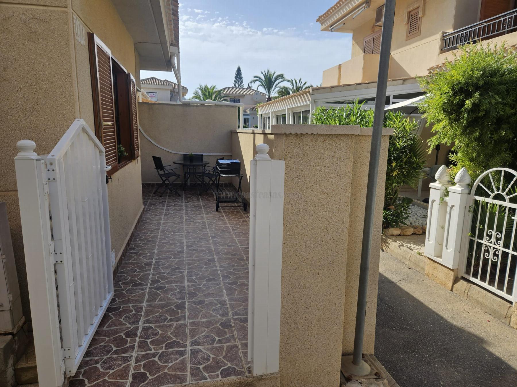 For sale of apartment in Orihuela Costa