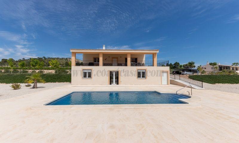 For sale of villa in La Romana