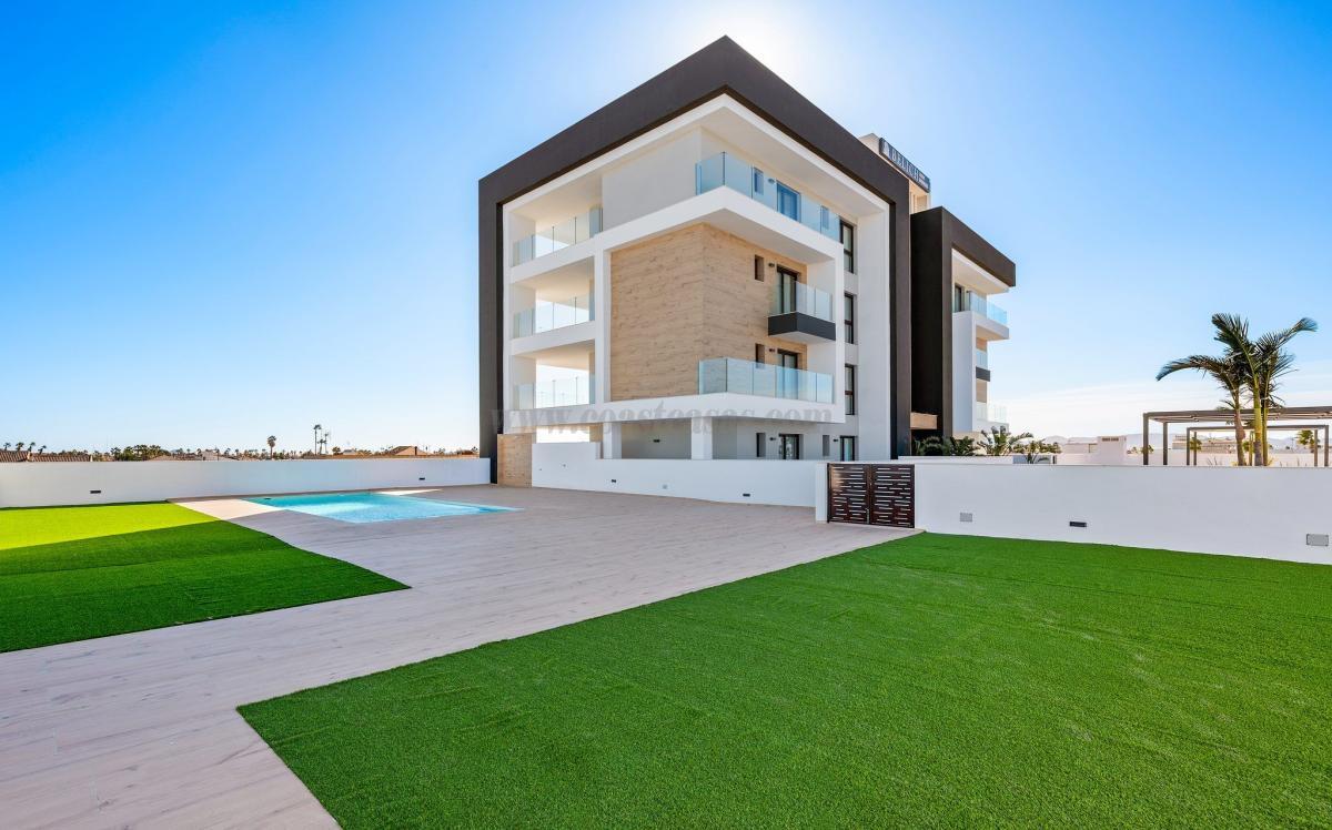 Venta de apartamento en Los Alcázares