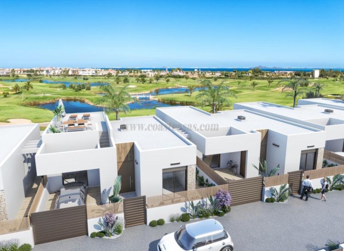 Venta de villa en Los Alcázares