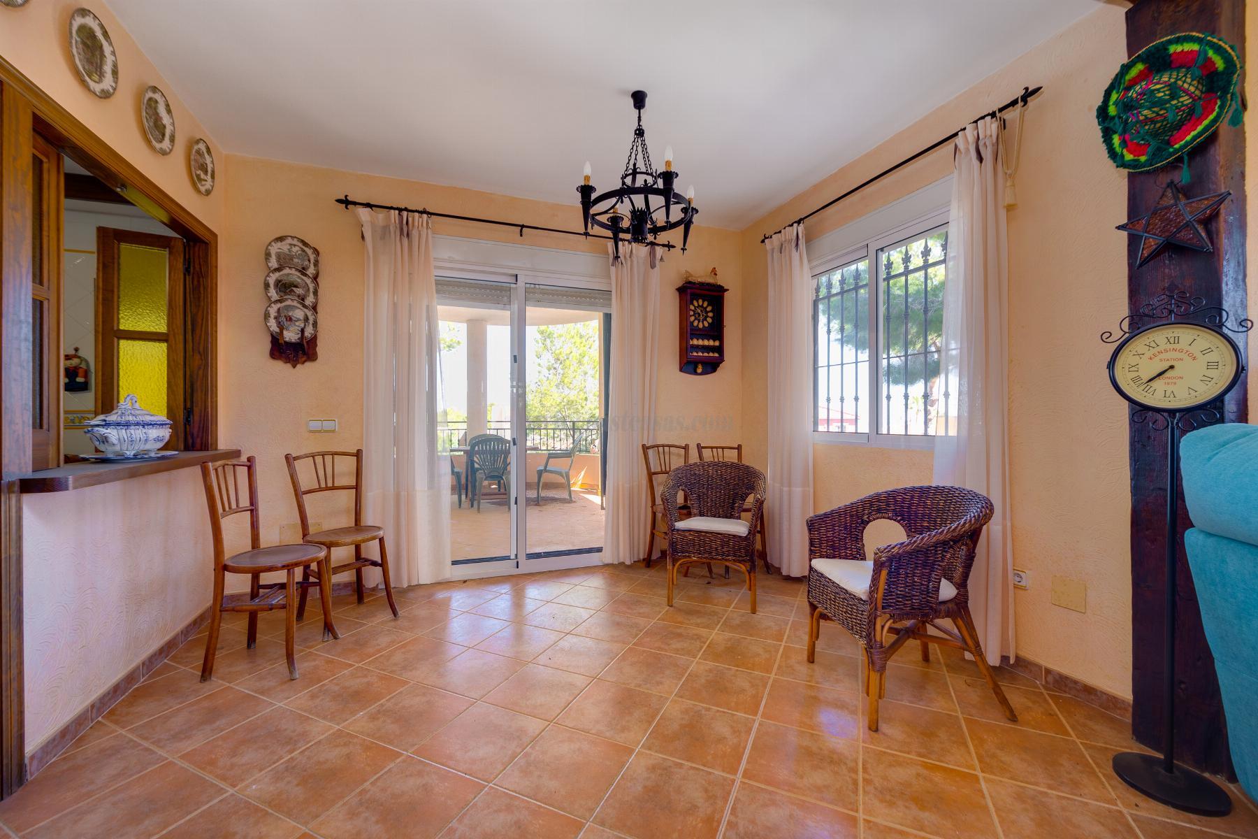 Venta de chalet en San Miguel de Salinas