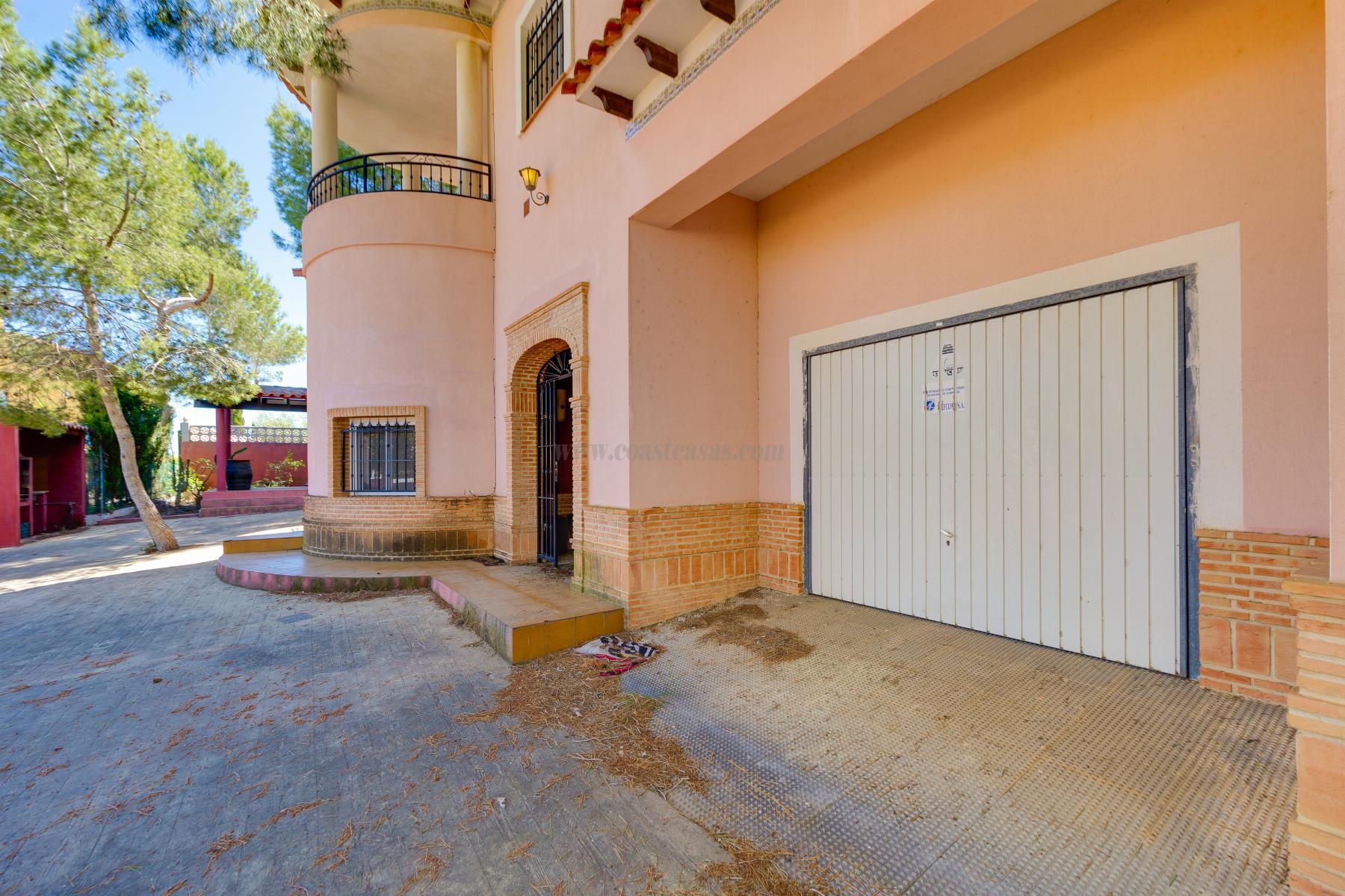 Venta de chalet en San Miguel de Salinas