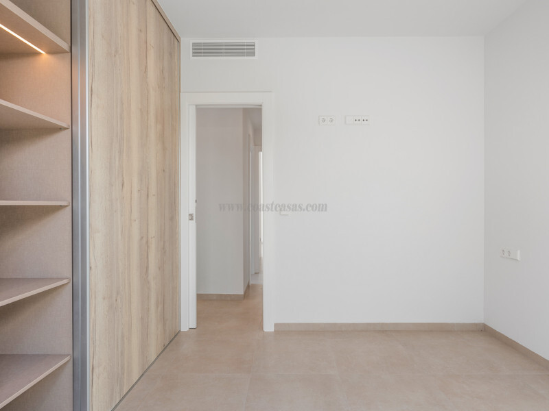 Venta de  en Los Alcázares