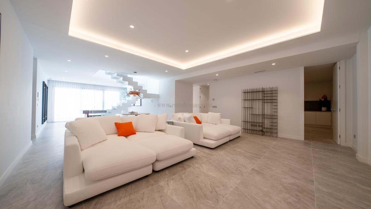 Venta de villa en Finestrat