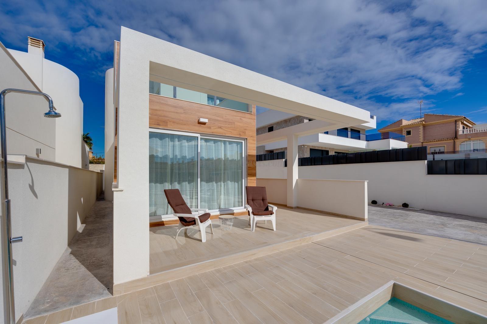Venta de chalet en Torrevieja
