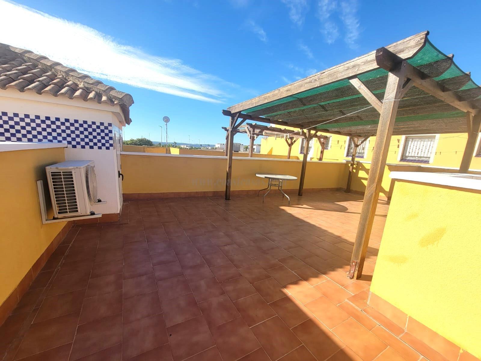 Venta de chalet en Los Montesinos