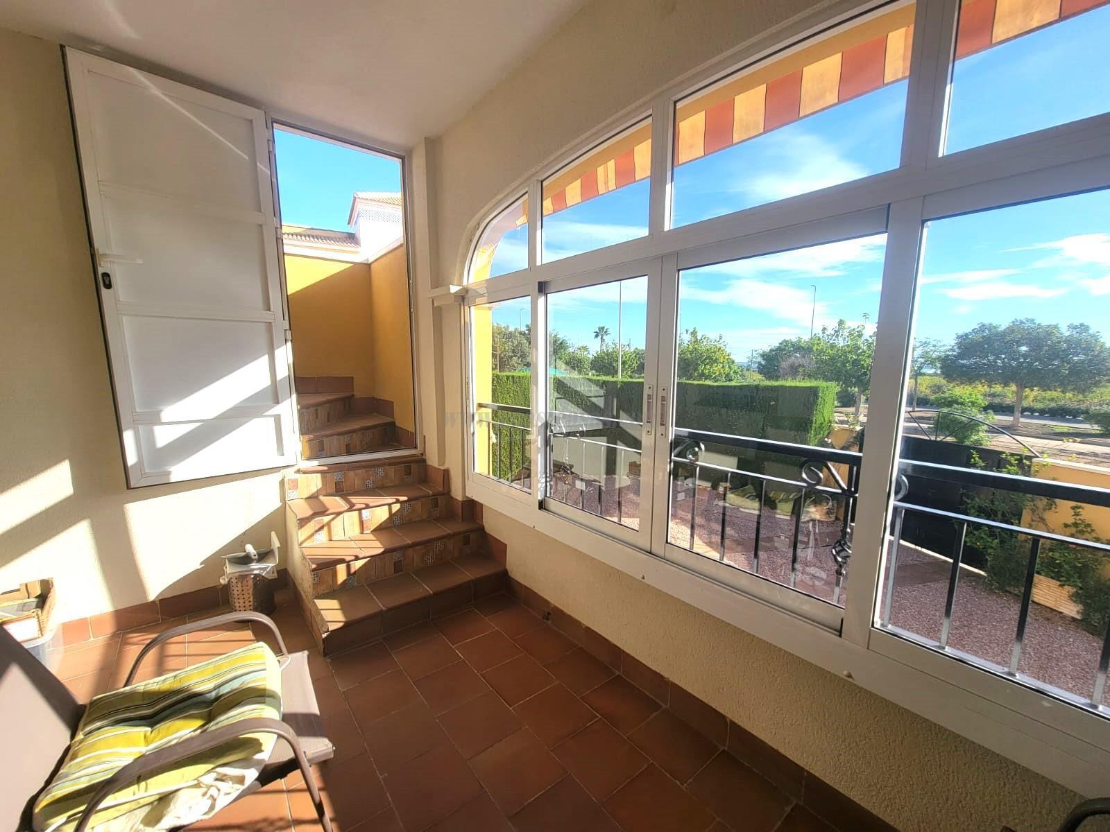 Venta de chalet en Los Montesinos