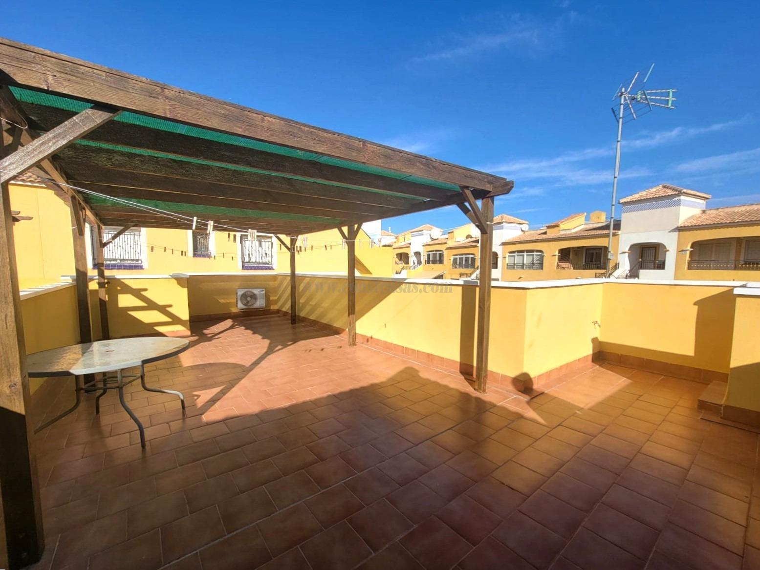 Venta de chalet en Los Montesinos