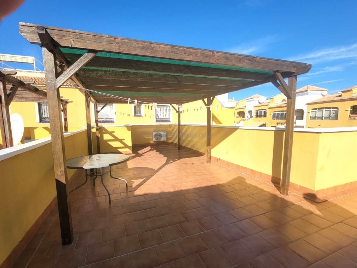 Venta de chalet en Los Montesinos