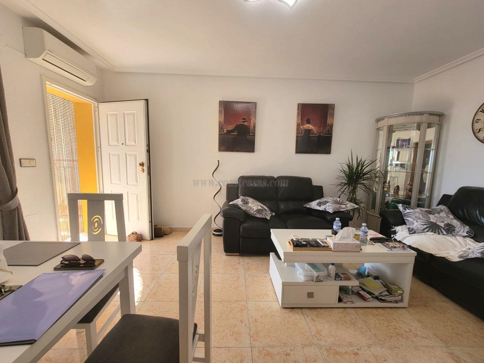 Venta de chalet en Los Montesinos