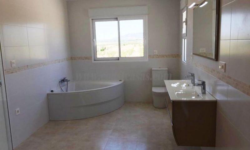For sale of villa in Pinós