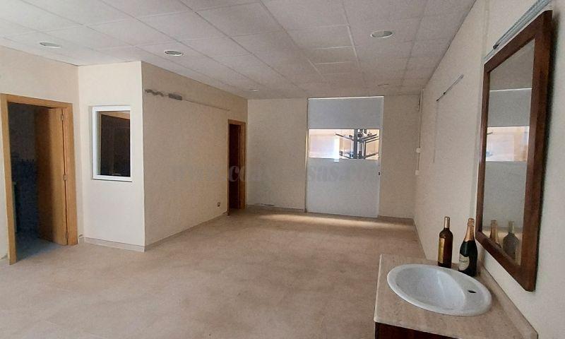 Venta de local comercial en Hondón De Las Nieves