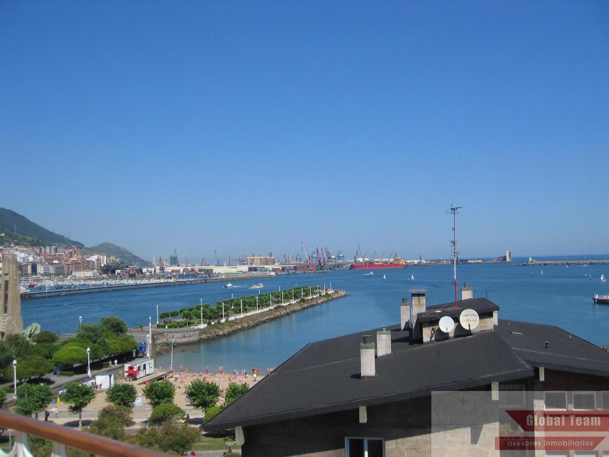 For sale of flat in Getxo