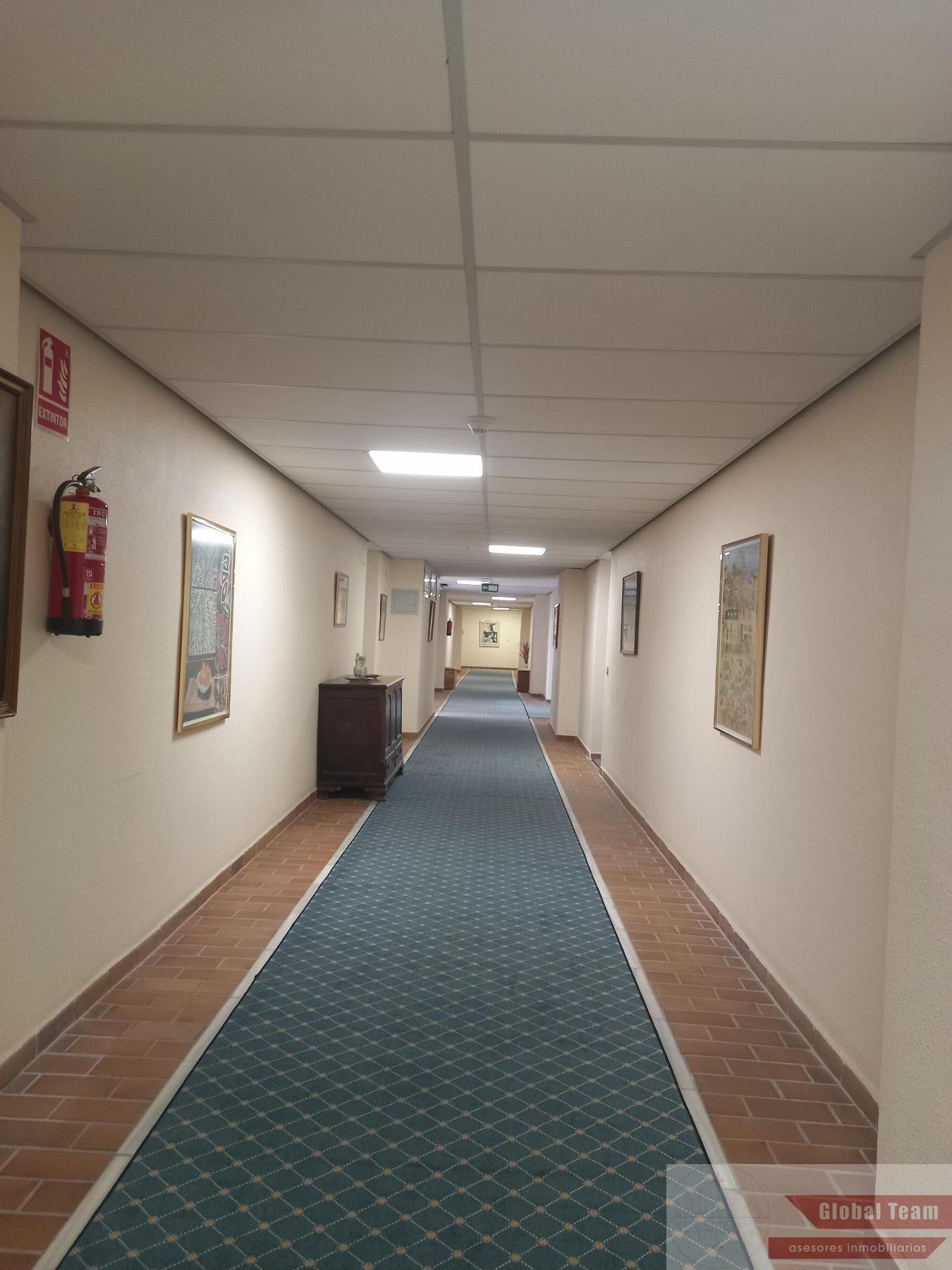 Venta de piso en Estepona