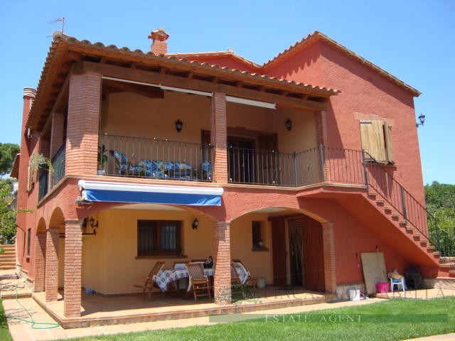 Venta de villa en Calonge