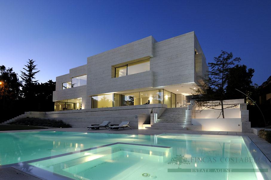 Vente de villa dans Santa Cristina D´aro
