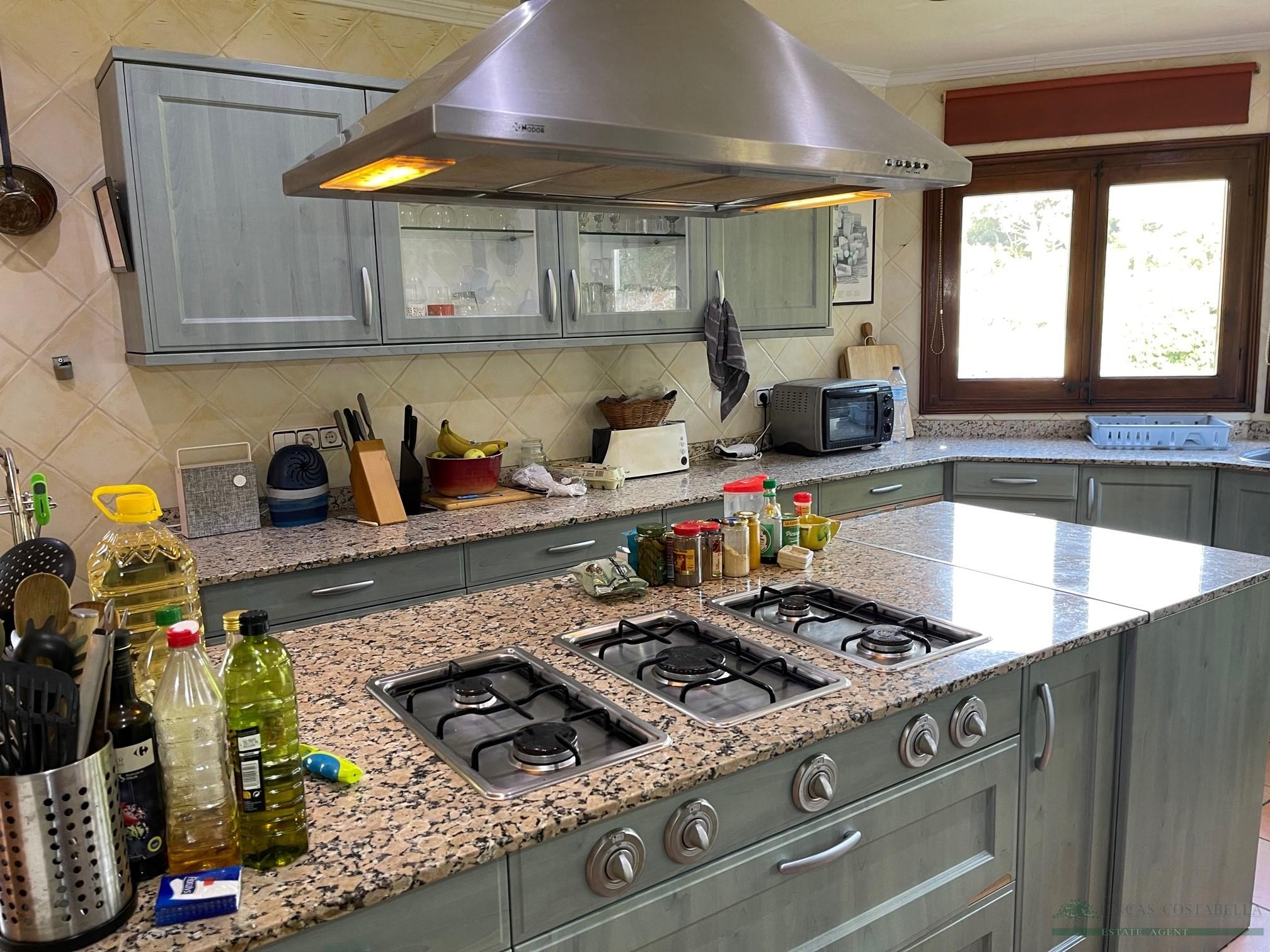Salg av villa i Santa Cristina D´aro