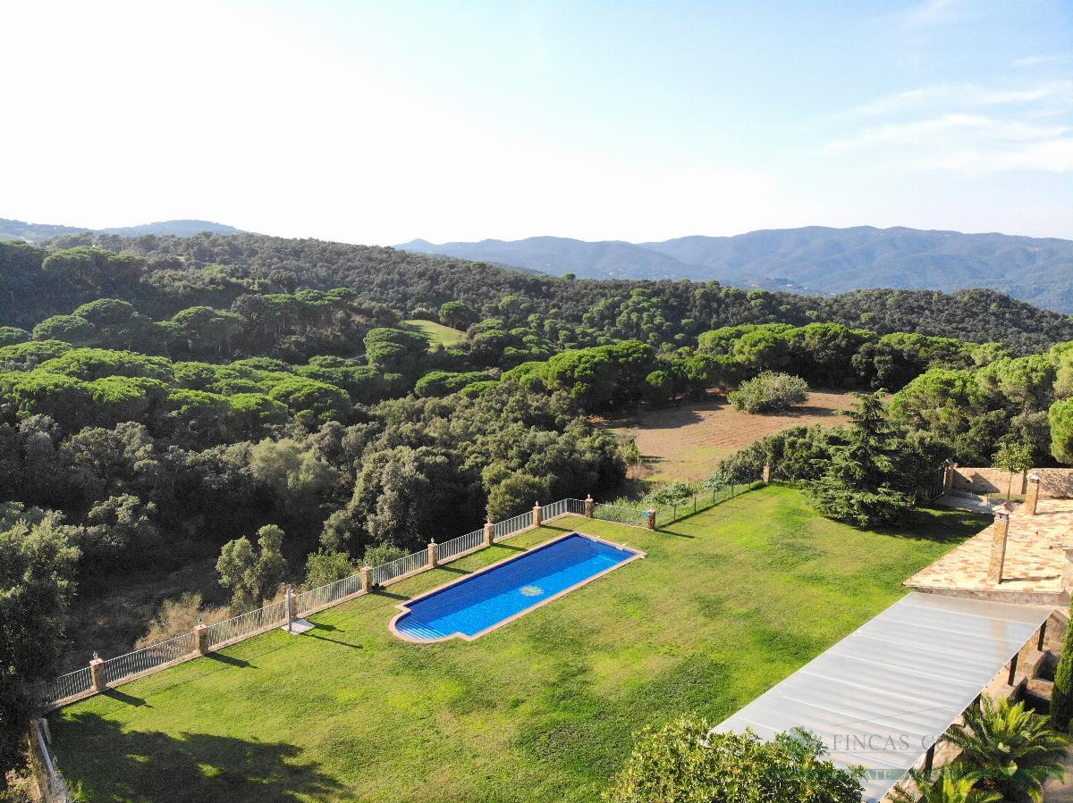 Venta de masía en Santa Cristina D´aro