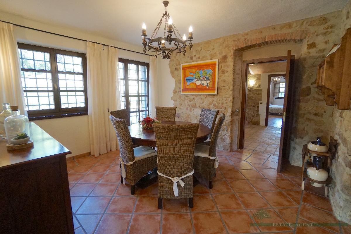 Venta de masía en Santa Cristina D´aro
