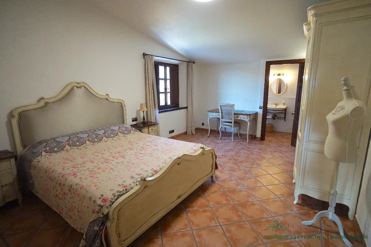 Venta de masía en Santa Cristina D´aro