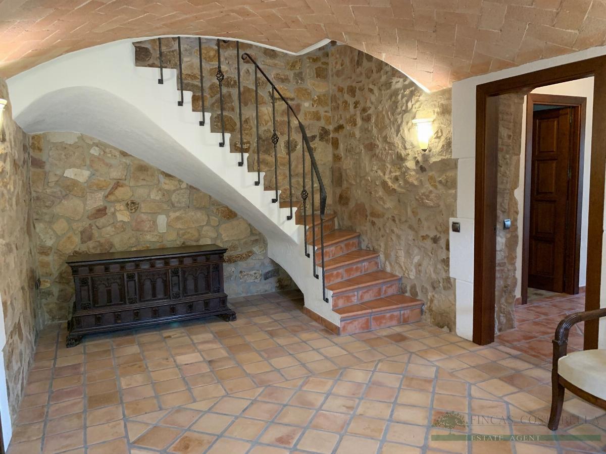 Venta de masía en Santa Cristina D´aro