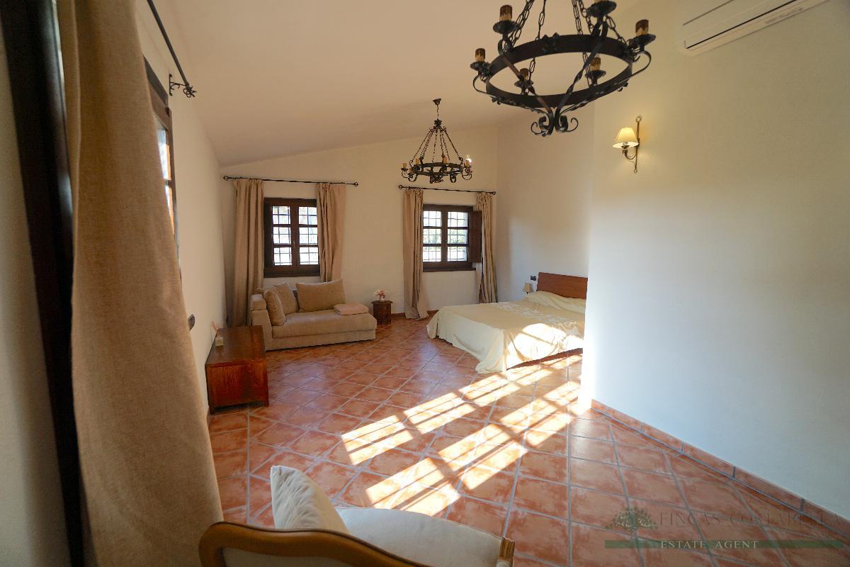 Venta de masía en Santa Cristina D´aro