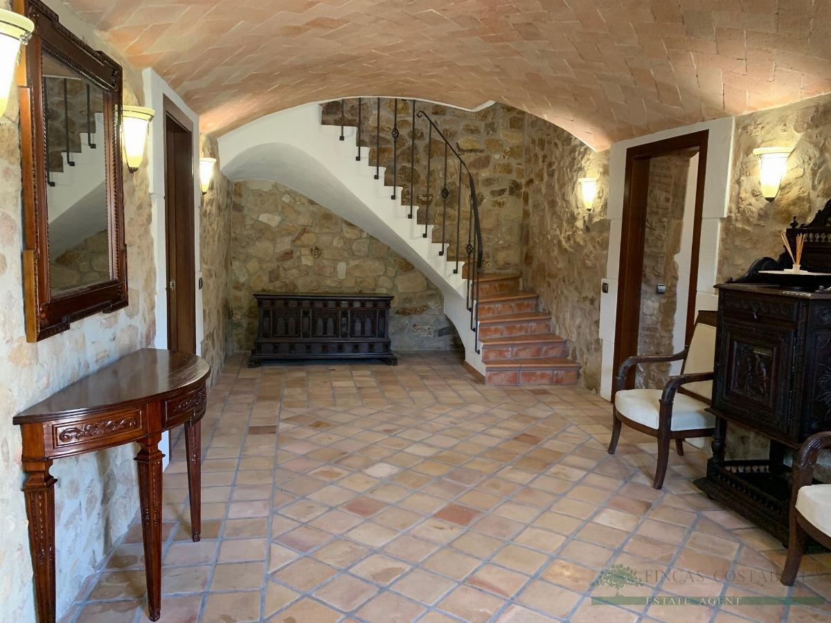 Venta de masía en Santa Cristina D´aro