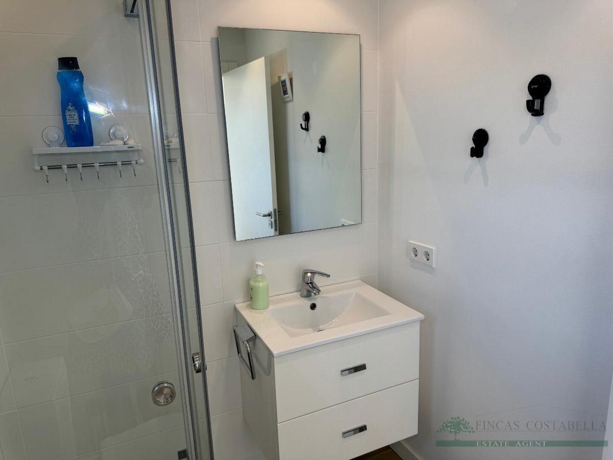 For sale of house in Calonge