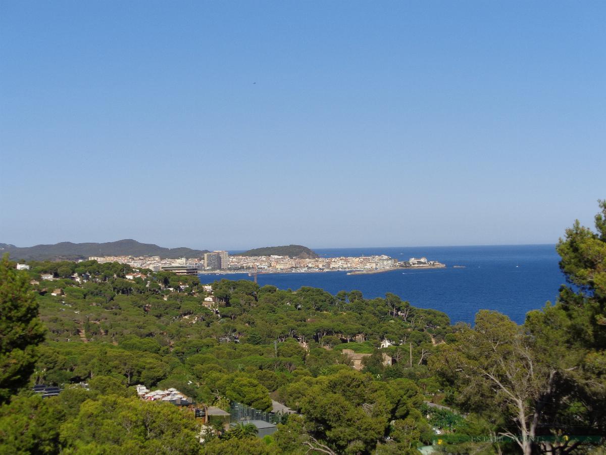 For sale of house in Calonge