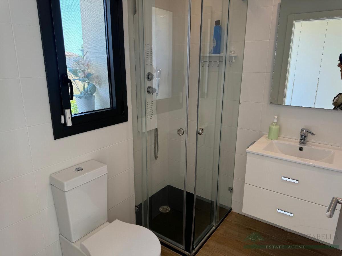 For sale of house in Calonge