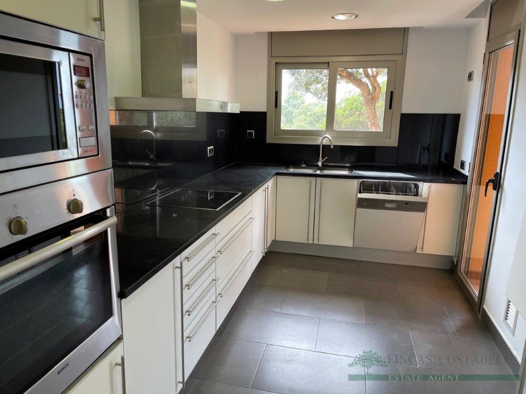 Продажа от

 Апартаменты на Castell-Platja d´Aro